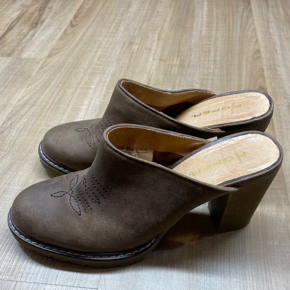 Roper Brown Leather Mules